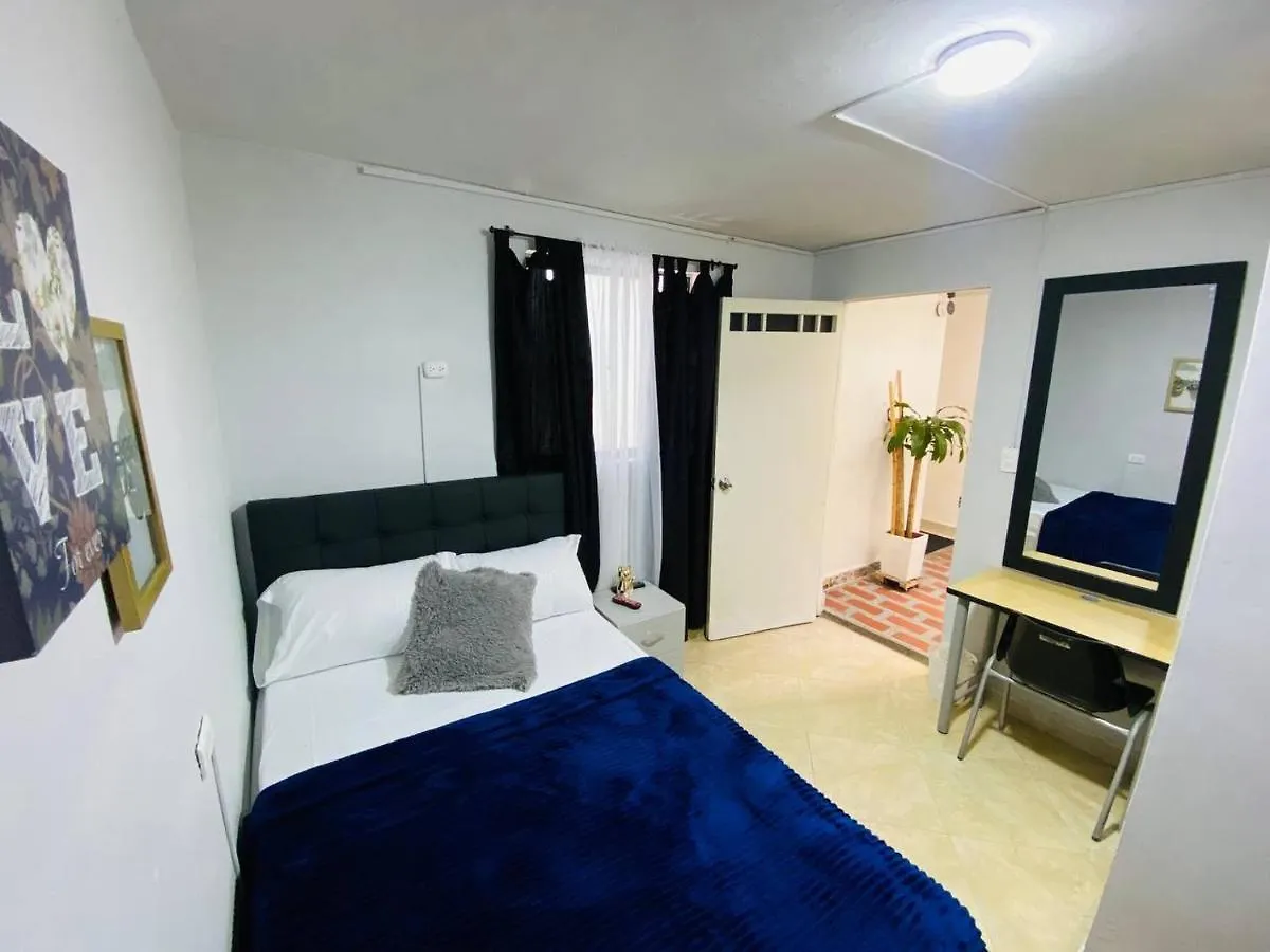 Hostel Hostal Laureles Casa Linda Medellin