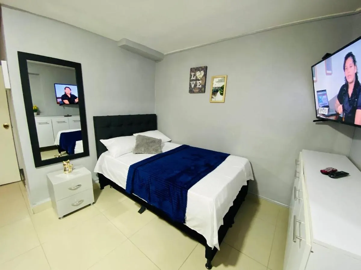 Hostal Laureles Casa Linda Medellin Hostel