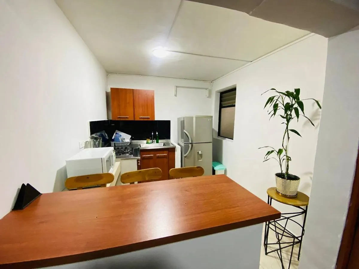 Hostal Laureles Casa Linda Medellin Hostel